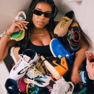 WOMENS KICK